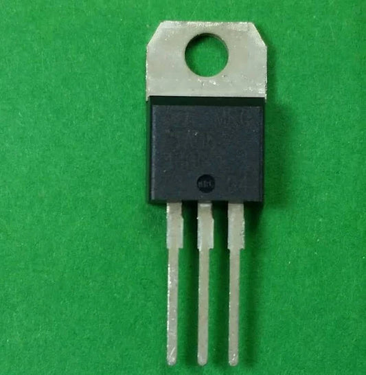 Bta06-600t Triac Stmicroelectronics To 220ab 6 A 600 V